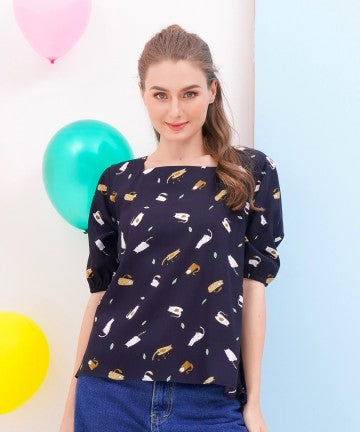 Baju Wanita Atuiti Blouse - Black Cat Printed