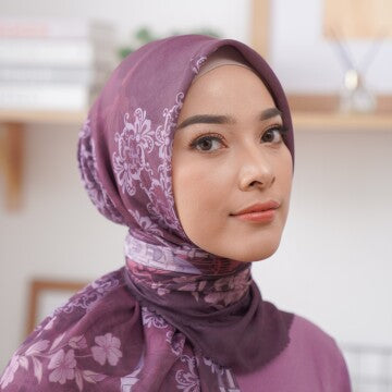 Hijab Wanita Marshavel Scarves - Turkey Series Maroon