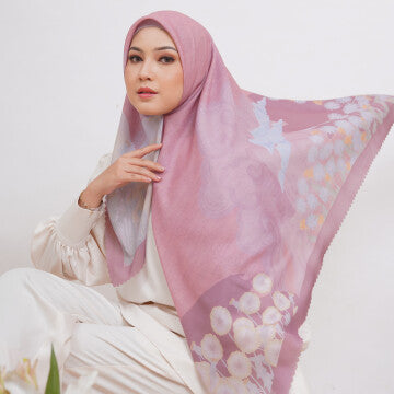 Hijab Wanita Marshavel Scarves - Megamendung Series Pink