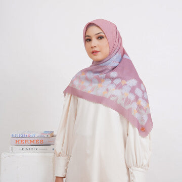 Hijab Wanita Marshavel Scarves - Megamendung Series Pink