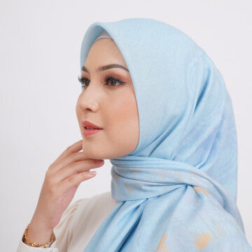 Hijab Wanita Marshavel Scarves - Megamendung Series Blue